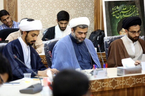 تصاویر/ نشست بازخوانی و برسی منشور روحانیت رهبرانقلاب