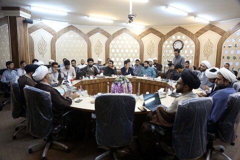 تصاویر/ نشست بازخوانی و برسی منشور روحانیت رهبرانقلاب