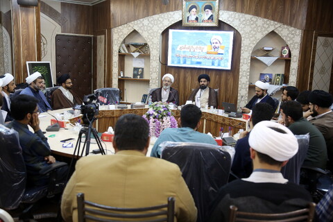 تصاویر/ نشست بازخوانی و برسی منشور روحانیت رهبرانقلاب