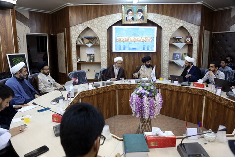 تصاویر/ نشست بازخوانی و برسی منشور روحانیت رهبرانقلاب