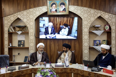 تصاویر/ نشست بازخوانی و برسی منشور روحانیت رهبرانقلاب