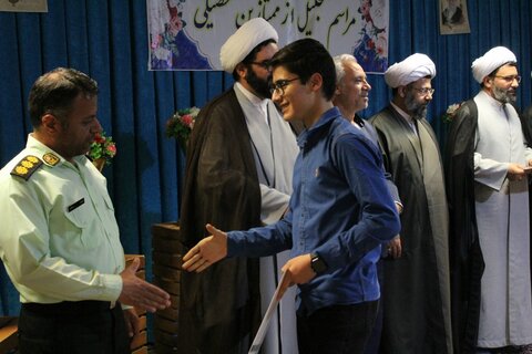 تصاویر/ مراسم تجلیل از ممتازین تحصیلی مدرسه علمیه امام صادق (ع)شهرستان قروه