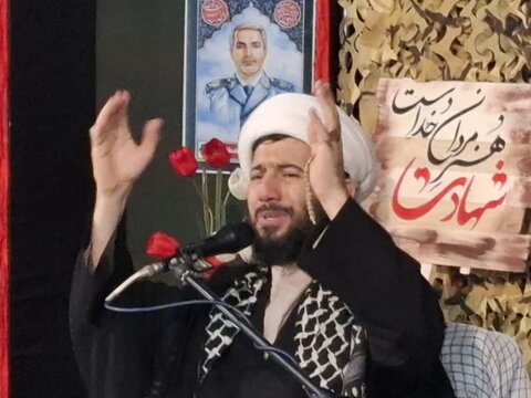 تصاویر/ یادواره شهدای روحانی وگرامیداشت شهدای خدمت درکاشان