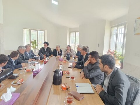 تصاویر/ بازدید امام جمعه سلماس از طرح های تولیدی این شهرستان