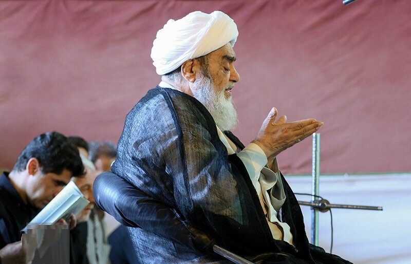 درس اخلاق | آینه باشیم نه عیبجو!