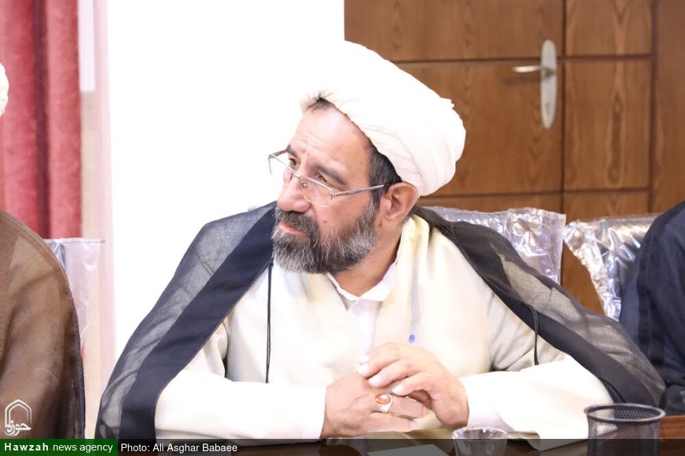 جلسه مدیران و معاونان آموزش مدارس علمیه استان یزد برگزار شد 