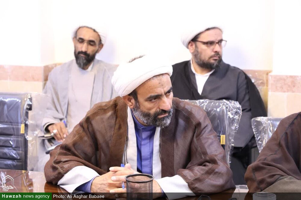 جلسه مدیران و معاونان آموزش مدارس علمیه استان یزد برگزار شد 