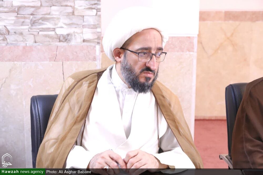 جلسه کارگروه جذب با حضور معاونان مدیریت استان و مسئولین کمیته‌های جذب و پذیرش برگزار شد