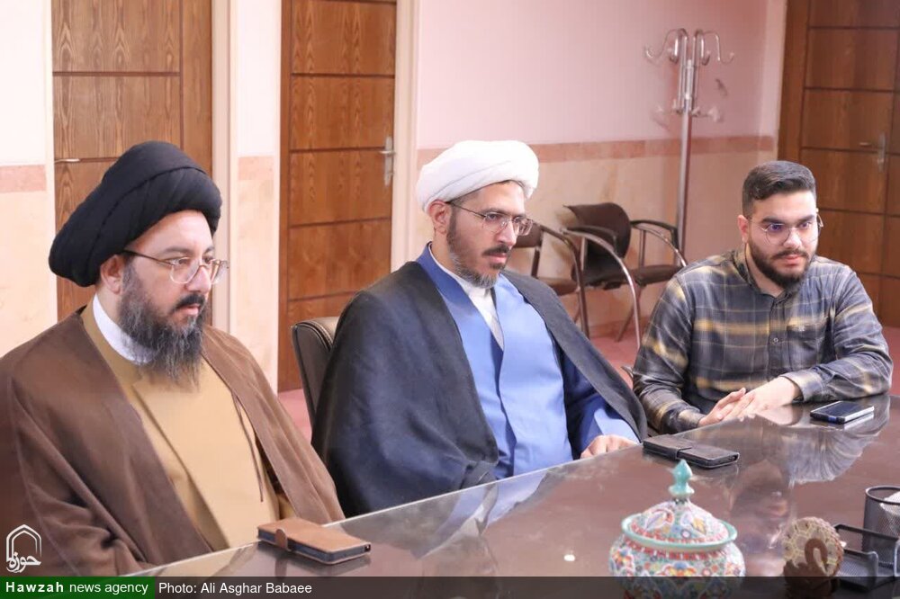 جلسه کارگروه جذب با حضور معاونان مدیریت استان و مسئولین کمیته‌های جذب و پذیرش برگزار شد