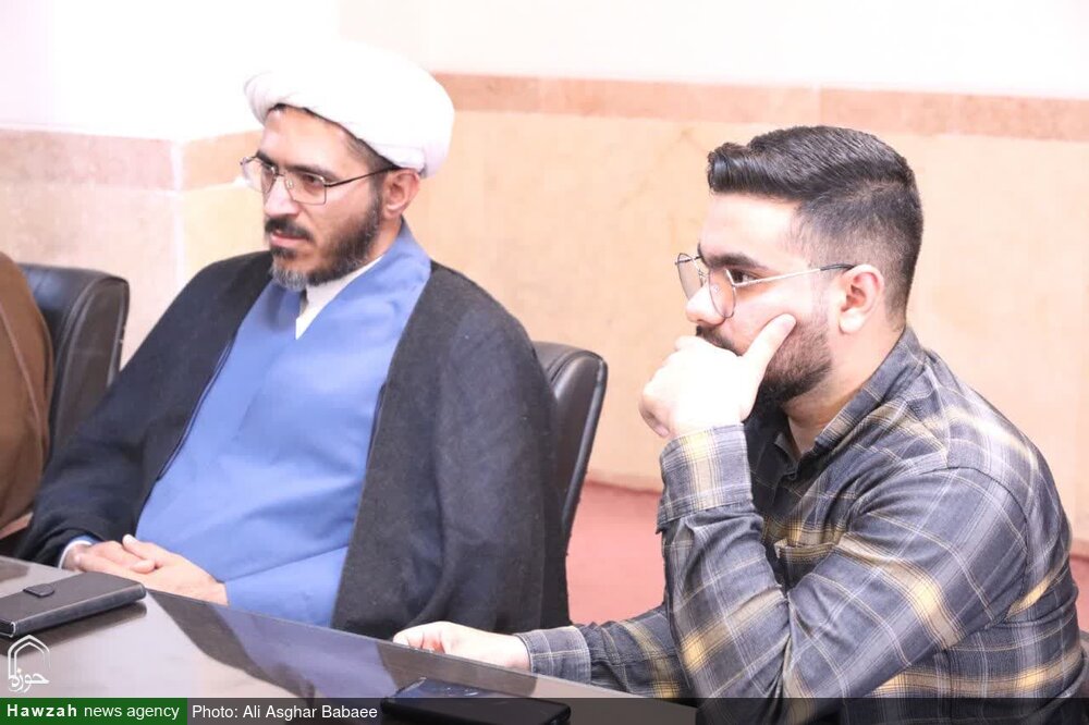 جلسه کارگروه جذب با حضور معاونان مدیریت استان و مسئولین کمیته‌های جذب و پذیرش برگزار شد