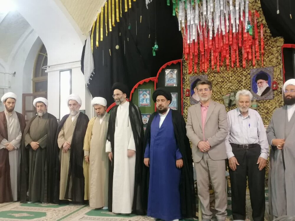 تصاویر/ یادواره شهدای روحانی و گرامیداشت شهدای خدمت در کاشان