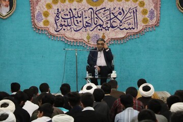 تصاویر/ نشست ارتباط موثر اجتماعی طلاب و روحانیون  در حوزه علمیه بناب