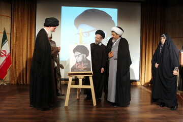 تصاویر/ مراسم رونمایی و اکران مستند ســـرو بی‌نشان