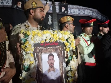 فیلم| مراسم وداع با پیکر شهید محمد حسن نائینی در کاشان