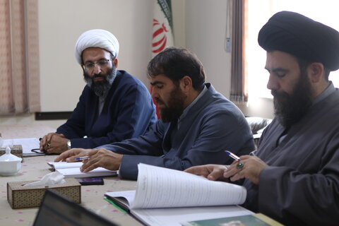 جلسه معاونین حوزه علمیه آیت الله آخوند (ره)