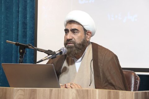 تصاویر / مراسم اختتامیه جشنواره علامه حلی حوزه علمیه استان قزوین برگزارشد