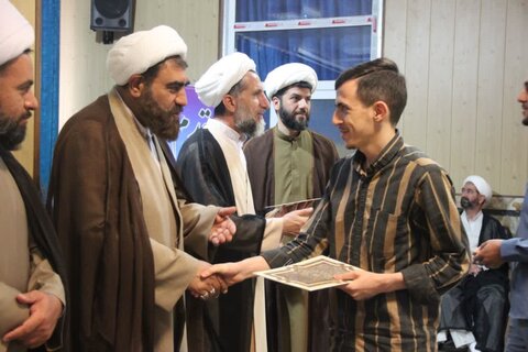 تصاویر / مراسم اختتامیه جشنواره علامه حلی حوزه علمیه استان قزوین برگزارشد