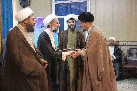 تصاویر / مراسم اختتامیه جشنواره علامه حلی حوزه علمیه استان قزوین برگزارشد