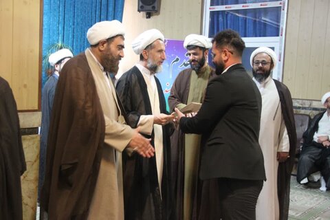 تصاویر / مراسم اختتامیه جشنواره علامه حلی حوزه علمیه استان قزوین برگزارشد