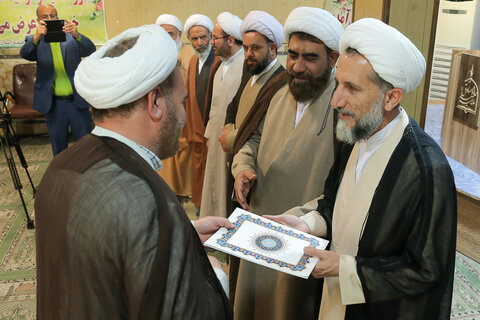 تصاویر / مراسم اختتامیه جشنواره علامه حلی حوزه علمیه استان قزوین برگزارشد