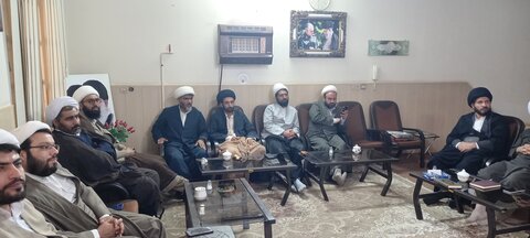 تصاویر/ نشست معاونان و کارشناسان آموزش مدارس علمیه کاشان