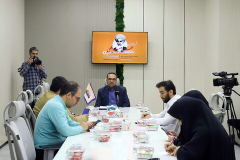 تصاویر/ نشست خبری همایش بین المللی اندیشه های منطقی علامه بهابادی یزدی