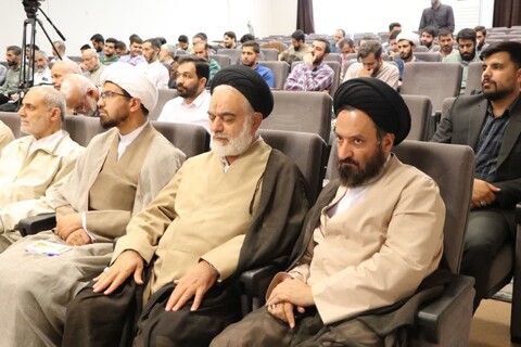 تصاویر| جلسه چهارم دوره طرح(تلبس دائم) ادیب حوزه اصفهان