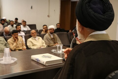 تصاویر| جلسه چهارم دوره طرح(تلبس دائم) ادیب حوزه اصفهان