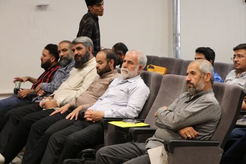 تصاویر| جلسه چهارم دوره طرح(تلبس دائم) ادیب حوزه اصفهان