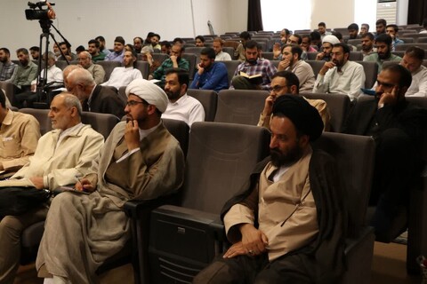 تصاویر| جلسه چهارم دوره طرح(تلبس دائم) ادیب حوزه اصفهان