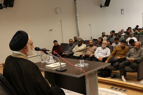 تصاویر| جلسه چهارم دوره طرح(تلبس دائم) ادیب حوزه اصفهان