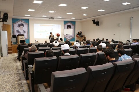 تصاویر| جلسه چهارم دوره طرح(تلبس دائم) ادیب حوزه اصفهان