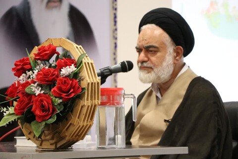 تصاویر| جلسه چهارم دوره طرح(تلبس دائم) ادیب حوزه اصفهان