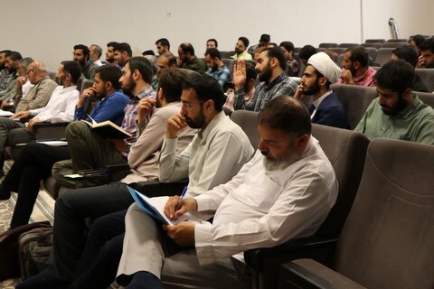 تصاویر| جلسه چهارم دوره طرح(تلبس دائم) ادیب حوزه اصفهان