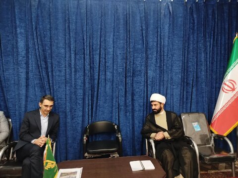 تصاویر دیدار مدیر کل آموزش و پرورش لرستان با امام جمعه و مسئولان آموزش و پرورش دلفان