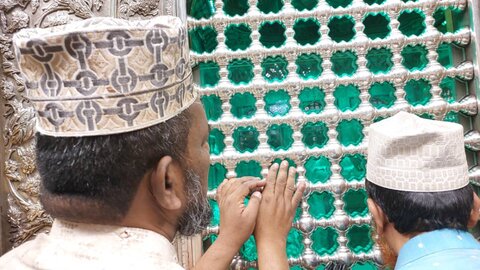 নিশাপুরের ঐতিহাসিক ও ধর্মীয় স্থানগুলোতে বাংলাদেশের সুন্নি আলেমদের সফর