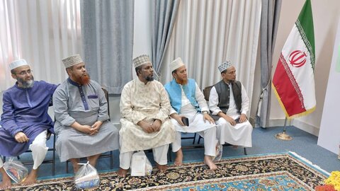 ইরানের ঐতিহাসিক ও ধর্মীয় স্থানগুলোতে বাংলাদেশের সুন্নি আলেমদের সফর