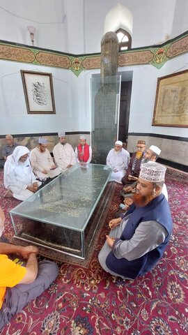 ইরানের ঐতিহাসিক ও ধর্মীয় স্থানগুলোতে বাংলাদেশের সুন্নি আলেমদের সফর