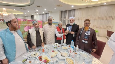 ইরানে হানাফি মাযহাবের শায়খুল শায়খের সঙ্গে বৈঠক/ছবি