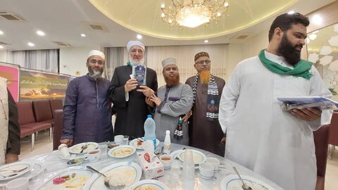 ইরানে হানাফি মাযহাবের শায়খুল শায়খের সঙ্গে বৈঠক/ছবি
