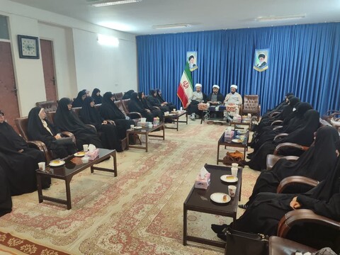 تصاویر/ مراسم تجلیل از اساتید حوزه علمیه فاطمیه خواهران ابهر
