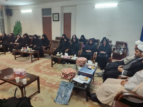 تصاویر/ مراسم تجلیل از اساتید حوزه علمیه فاطمیه خواهران ابهر