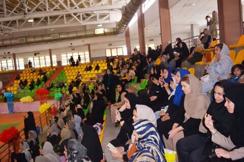 تصاویر برگزاری مراسم جشن تکلیف دانش آموزان مدارس اليگودرز