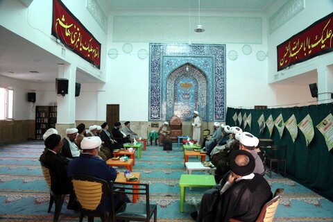 تصاویر/ جلسه ائمه جماعات مساجد پردیسان