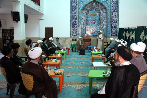 تصاویر/ جلسه ائمه جماعات مساجد پردیسان