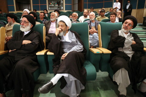 تصاویر/ مراسم رونمایی و اکران مستند ســـرو بی‌نشان