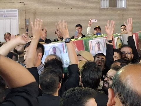 تصاویر/ مراسم وداع شهید والا مقام مدافع امنیت،استوار یکم "محمدحسن نائینی درکاشان