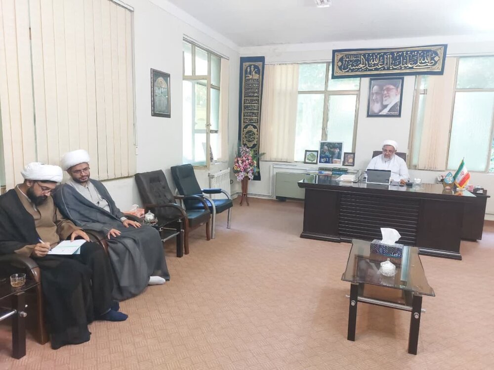 تصاویر/جلسه شورای اداری حوزه علمیه استان ایلام