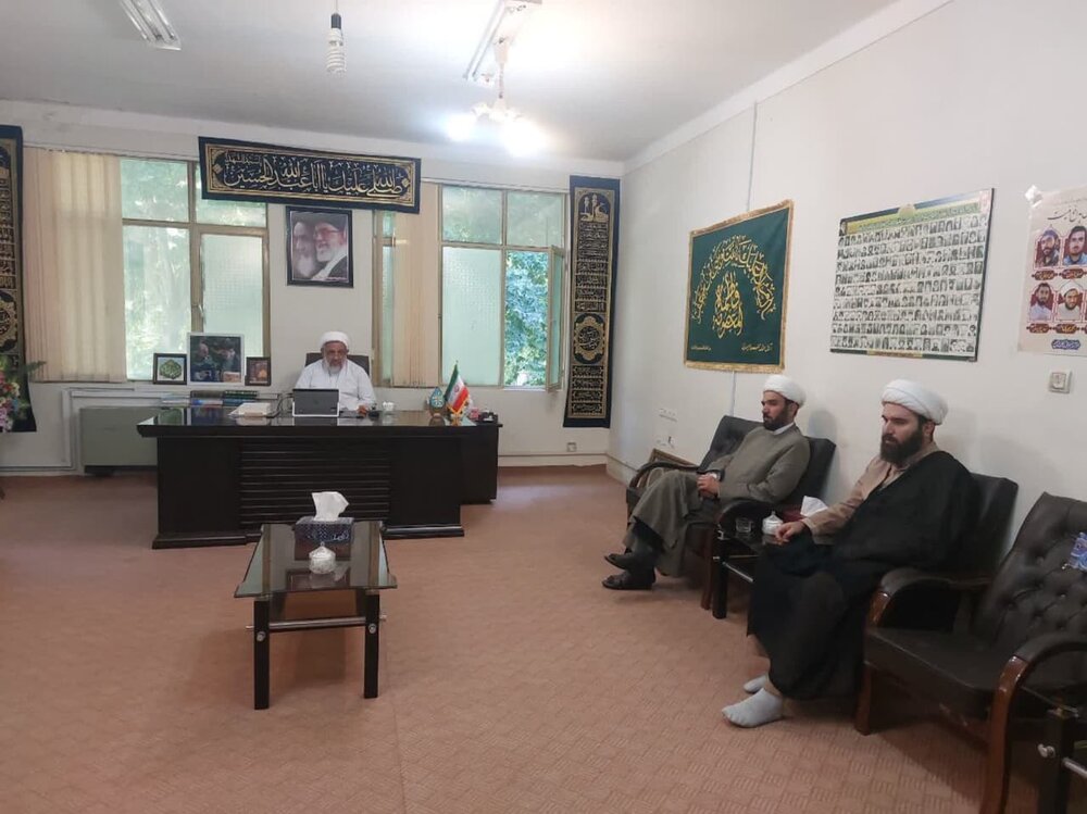 تصاویر/جلسه شورای اداری حوزه علمیه استان ایلام