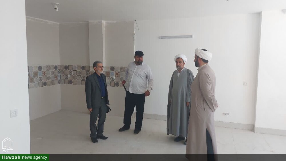 بازدید جانشین مدیر حوزه علمیه اصفهان از خانه اساتید مدرسه علمیه سمیرم  + عکس